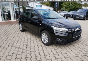 Dacia Sandero 45.182 km 13.290 &euro; Traunstein 83278